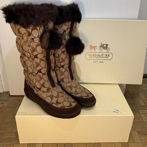 Coach Signature Winter Boots with  fur